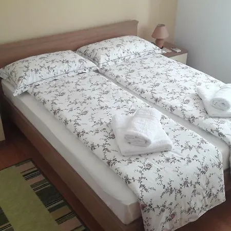 Apartman Dea Crveni Vrh Exterior photo