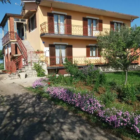 Apartman Dea Crveni Vrh Exterior photo